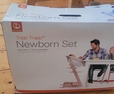 Stokke Tripp Trapp newborn seat, baby set, harness and tray