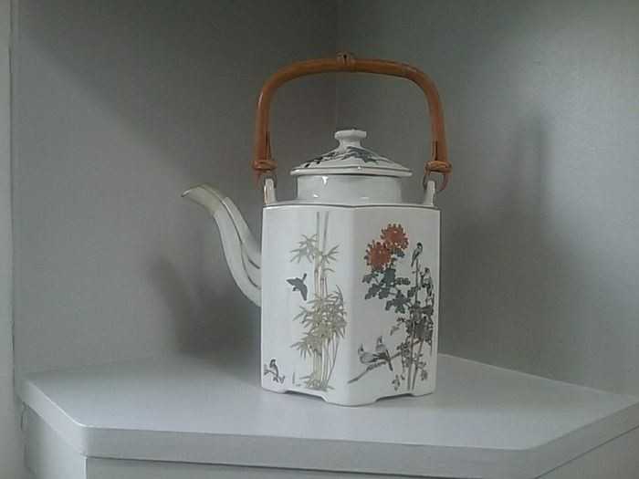 Eastern Style Teapot