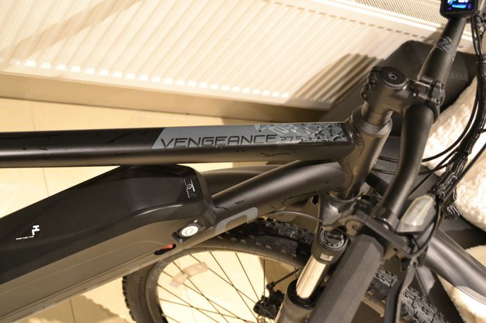 Carrera Vengeance LIKE NEW POWERFUL 1500 All Parts BRAND NEW Electric Bike
