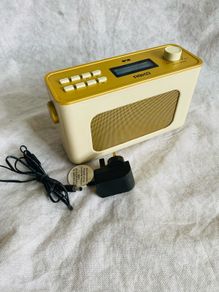 Reka Radio FM & Bluetooth