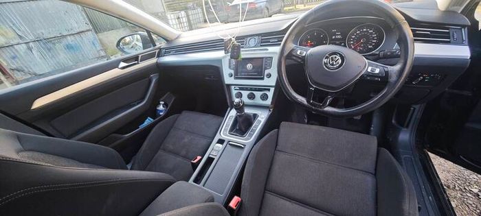 vw Passat 1.6 tdi b8 breaking for parts