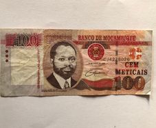 2006 Mozambique 100 Meticais Note