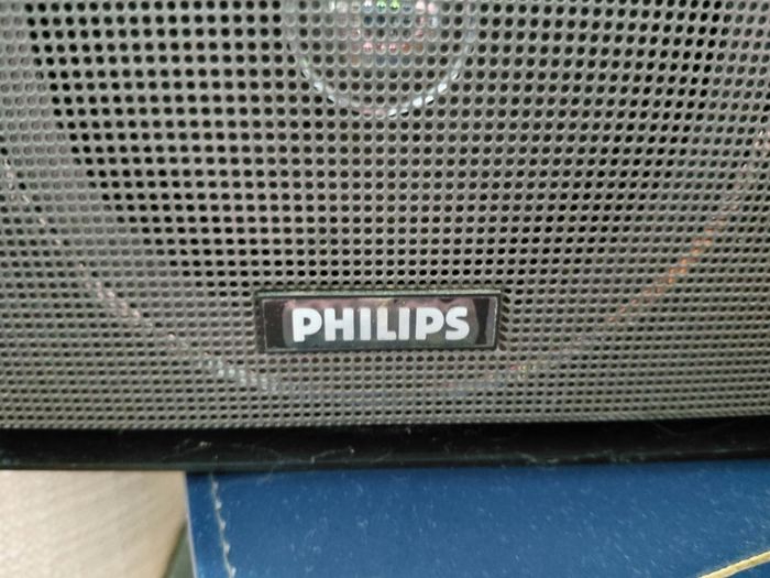 Vintage Philips radio D 2615 works