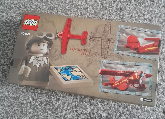 Amelia Earhart Lego tribute