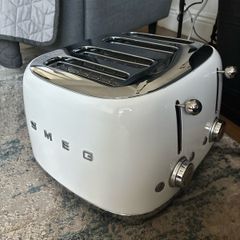 Smeg white toaster