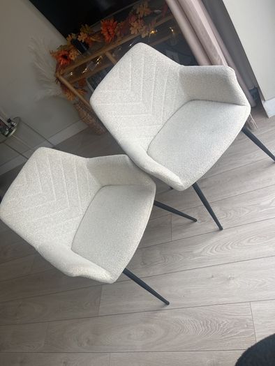 4 x dining chairs