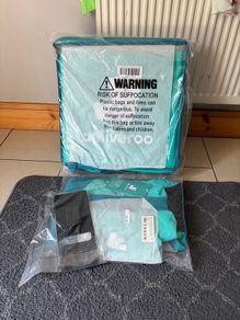 deliveroo kit Size L