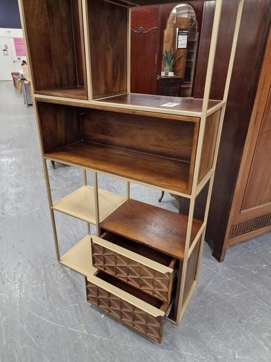 Open-Display Bookcase