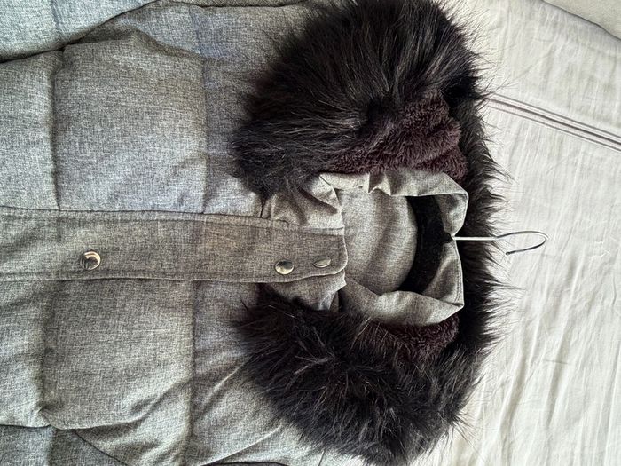 Grey winter coat with black faux fur hood trim) - size 16