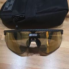 Scicon Aerowing cycling sunglasses