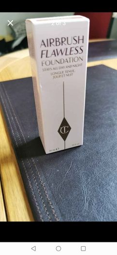 Charlotte Tilbury Airbrush foundation
