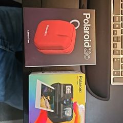 Polaroid Go and Case