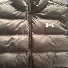 Under Armour gilet / body warmer