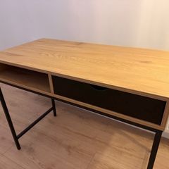 Oak Desk (Home office / bedroom)