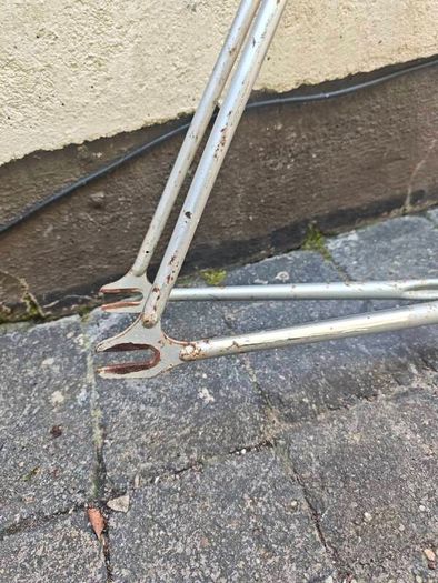 Peugeot steel track Frame 54x54cm