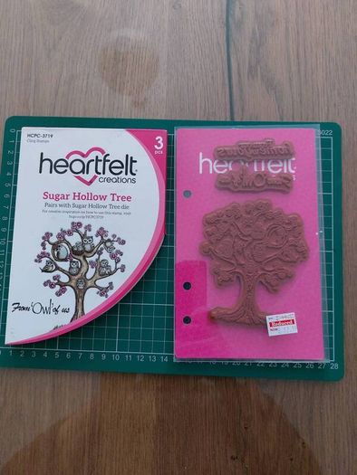 Heartfelt stamps - Sugar Hallow tree