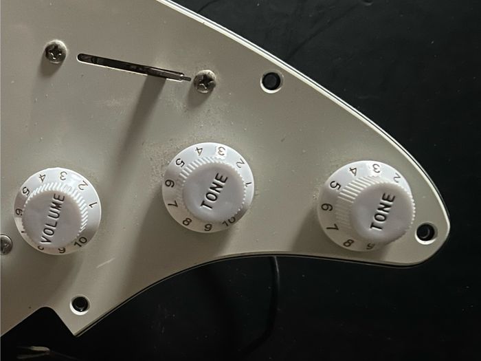 Fender Squier Stratocaster harness wired up to volume pot 2 tone potentiometers
