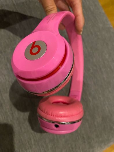 Fake Beats Solo headphone