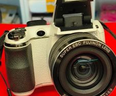 Digital Camera - Fujifilm Finepix S4200 - Hdmi - 14.mp - 24x Optical, White