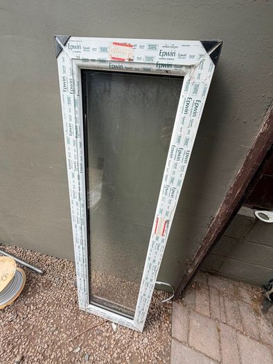 Window White on White fixed frame Double Glazed Unut