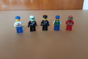 LEGO Town 5 Vintage Minifigures from 1990s. Used in good condition.