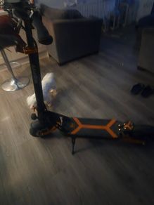 E scooter