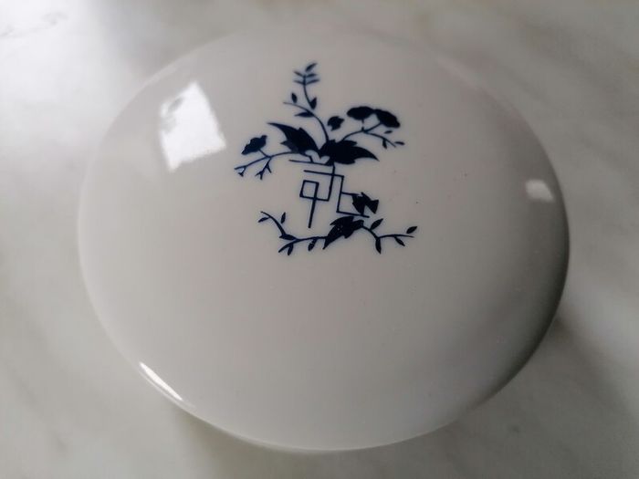 Porcelain Fragranced Candle