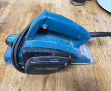 Makita 1902 Planer. 110V.