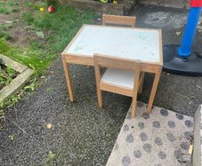 ikea kids table and chairs