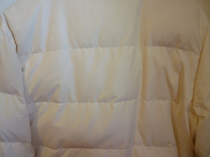Jacket Puma Duck Feather Down Quilted Jacket. Cream. Hood detachable. Very good Condition.  Perfect Med,  Large Coat
