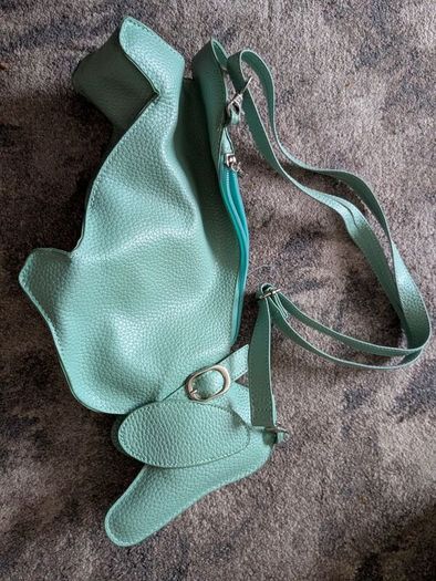 dog shaped handbag