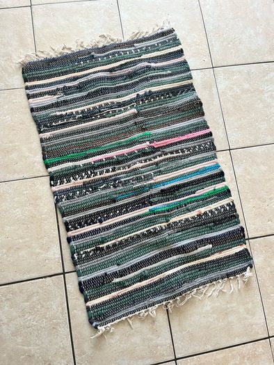 bathroom rug