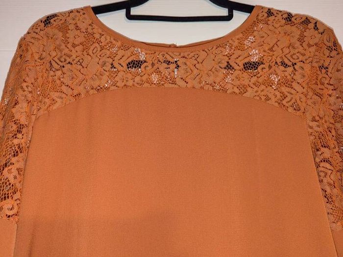 Beautiful lace effect floral midi dress