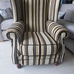 ARMCHAIR -Queen Anne Chair