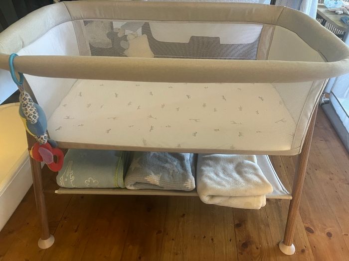 Babylo you and me crib