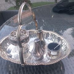 Silver plated cruet set with class, D18 post 8e