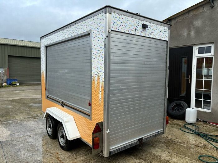 Catering Trailer 10x5ft Slush + IceCream Machines
