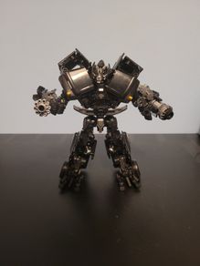Studio series 14 Ironhide