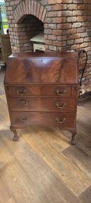 beautiful bureau