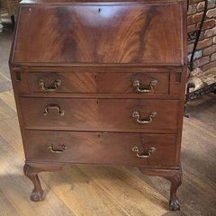 beautiful bureau