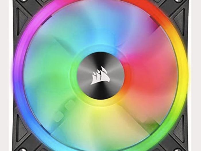 2x Corsair iCue QL140 Fans & iCUE Lighting Node CORE