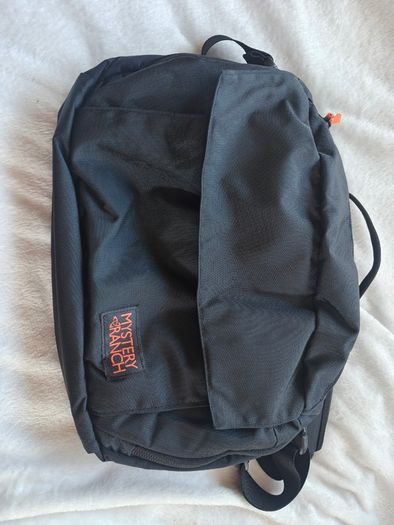 Mystery Ranch District Pro Messenger Bag Black & Orange