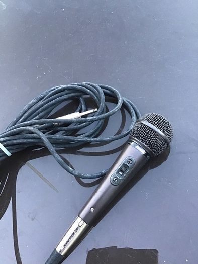 2 quality microphones