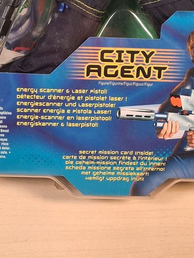 Vintage Max Steel City Agent Action Figure Mattel 2001