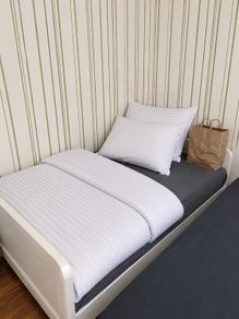 toddler bed