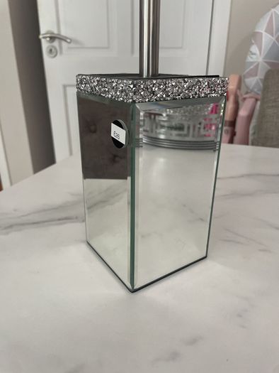 Toilet brush holder