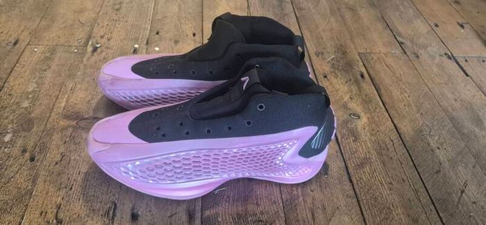 Adidas Basketball Shoes - Anthony Edwards