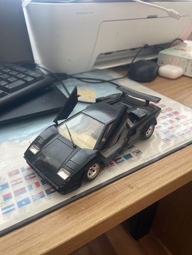 lamborgini contach 1988