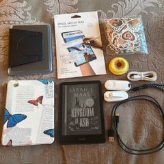kindle paperwhite 12th gen bundle (2024, 16gb, no ads)