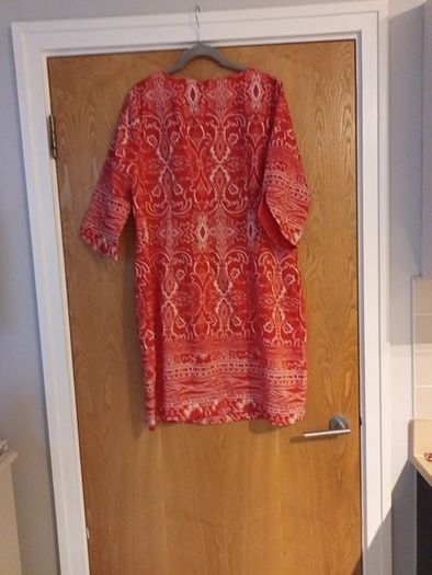 Dunnes Stores Coral Tulip Cuff Tunic Dress.. S.18.   B.N.W.T.